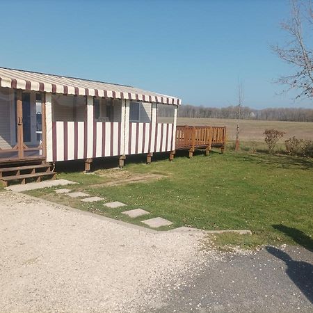 Mobil Home Le Galland De Dugny 翁赞 外观 照片
