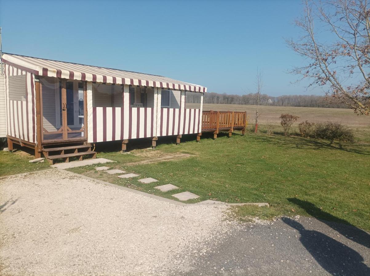 Mobil Home Le Galland De Dugny 翁赞 外观 照片